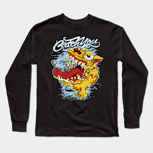 Monster catch alien Long Sleeve T-Shirt